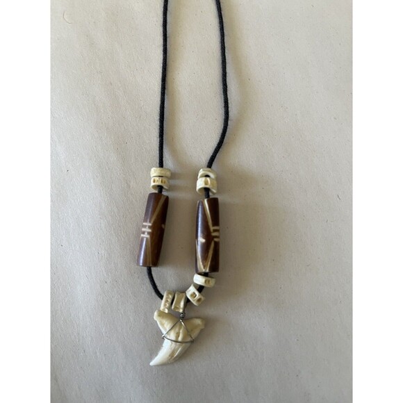 Vintage Shark Tooth Black Cord Necklace Wood Beads NOT Adjustable - Picture 1 of 5